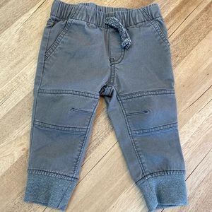 4/$20.00 Gray joggers.